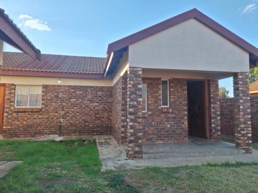 2 Bedroom Property for Sale in Dassie Rand North West